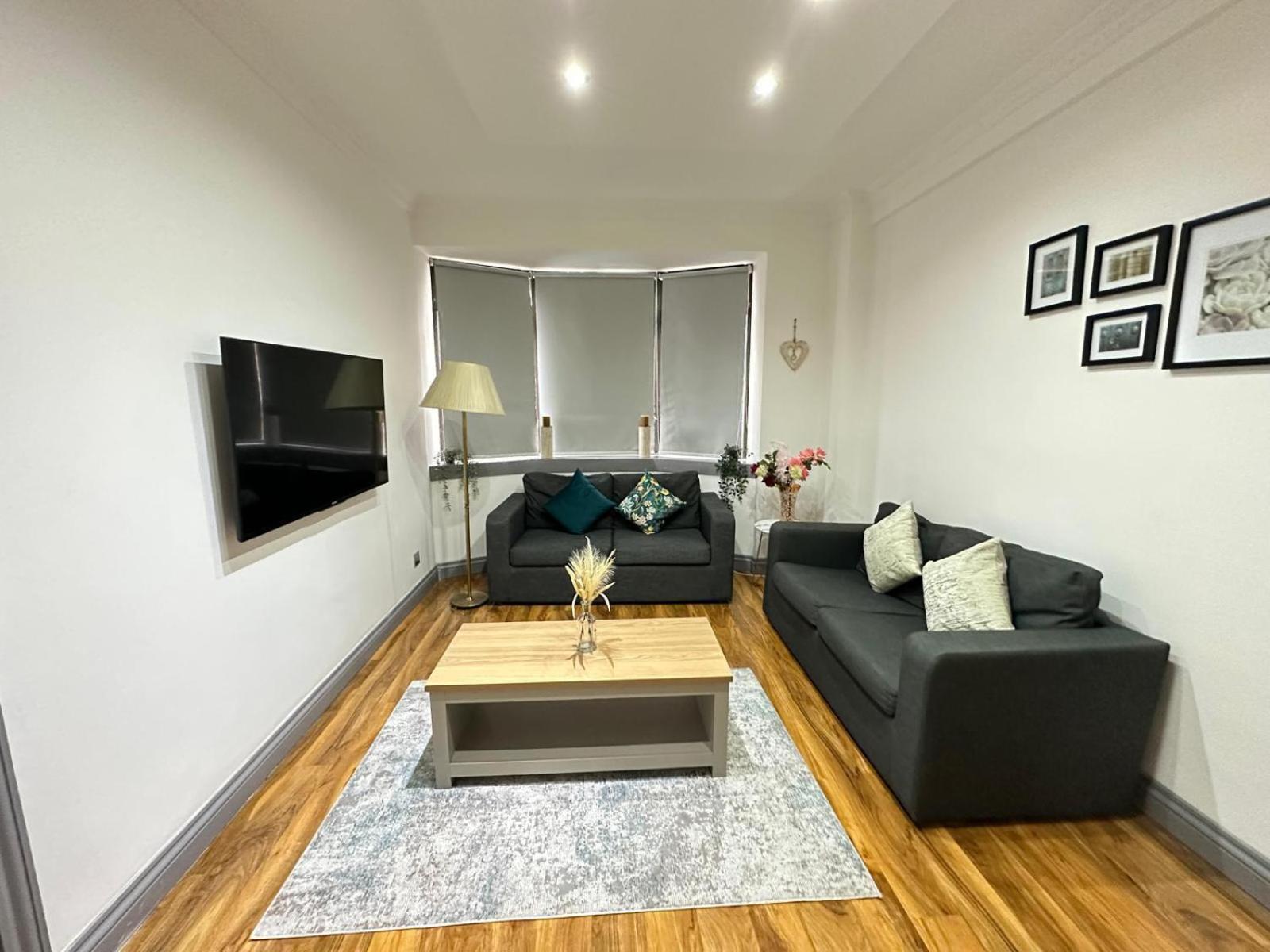 Stylish 1 Bedroom In Central *