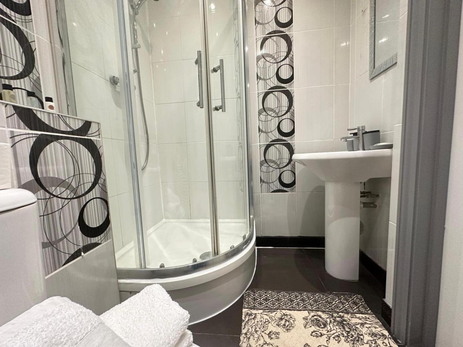 Stylish 1 Bedroom In Central Appartamento *