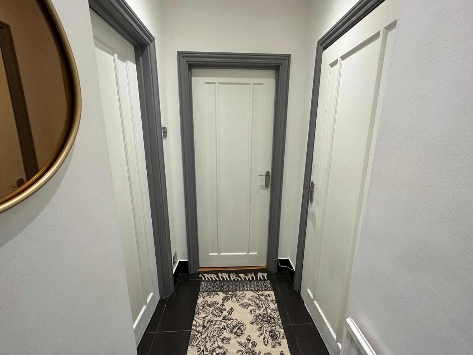 Stylish 1 Bedroom In Central